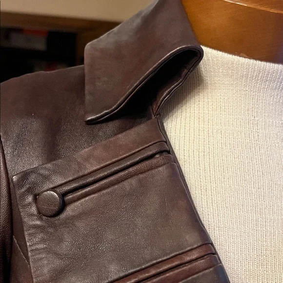 Vintage LAMB Brown Leather Women's Jacket - Picture 3 of 15